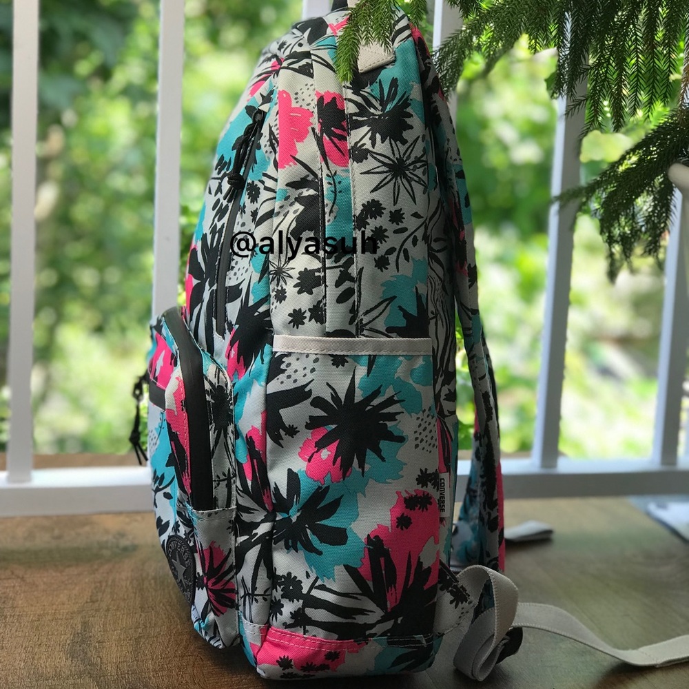 NWT Converse CTAS GO Backpack 🎒 Floral W AUTHENT - Picture 4 of 7